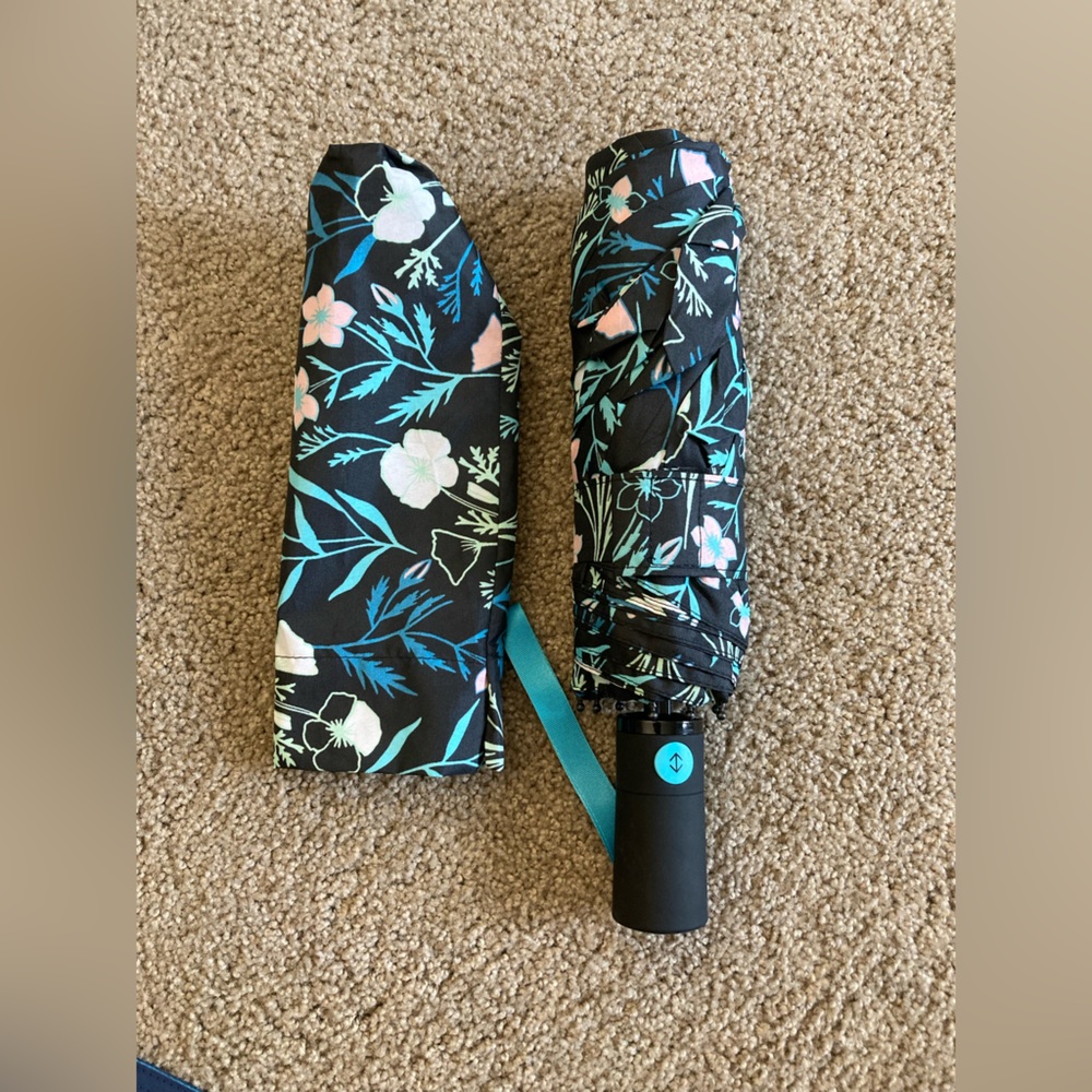 ShedRain Umbrella Auto Open & Close Compact Travel, Black with Flowers